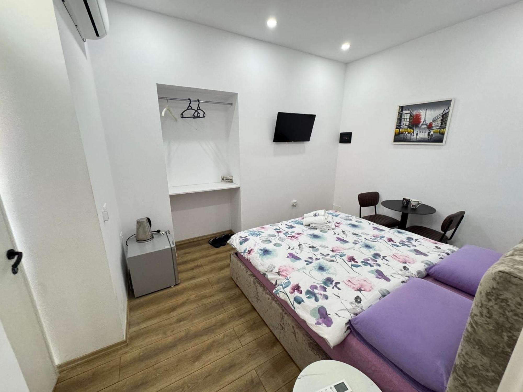Vila 21 At Blloku Area 地拉那 外观 照片